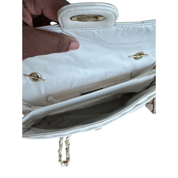 Quilted White Faux Leather Shoulder Bag With Gold Chain Strap & Turn Lock - Picture 8 of 12